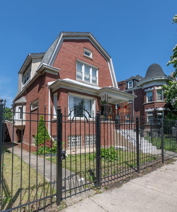 Spacious 5-Br House Near Transit W Parking Chicago Extérieur photo