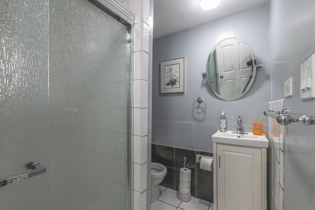 Spacious 5-Br House Near Transit W Parking Chicago Extérieur photo