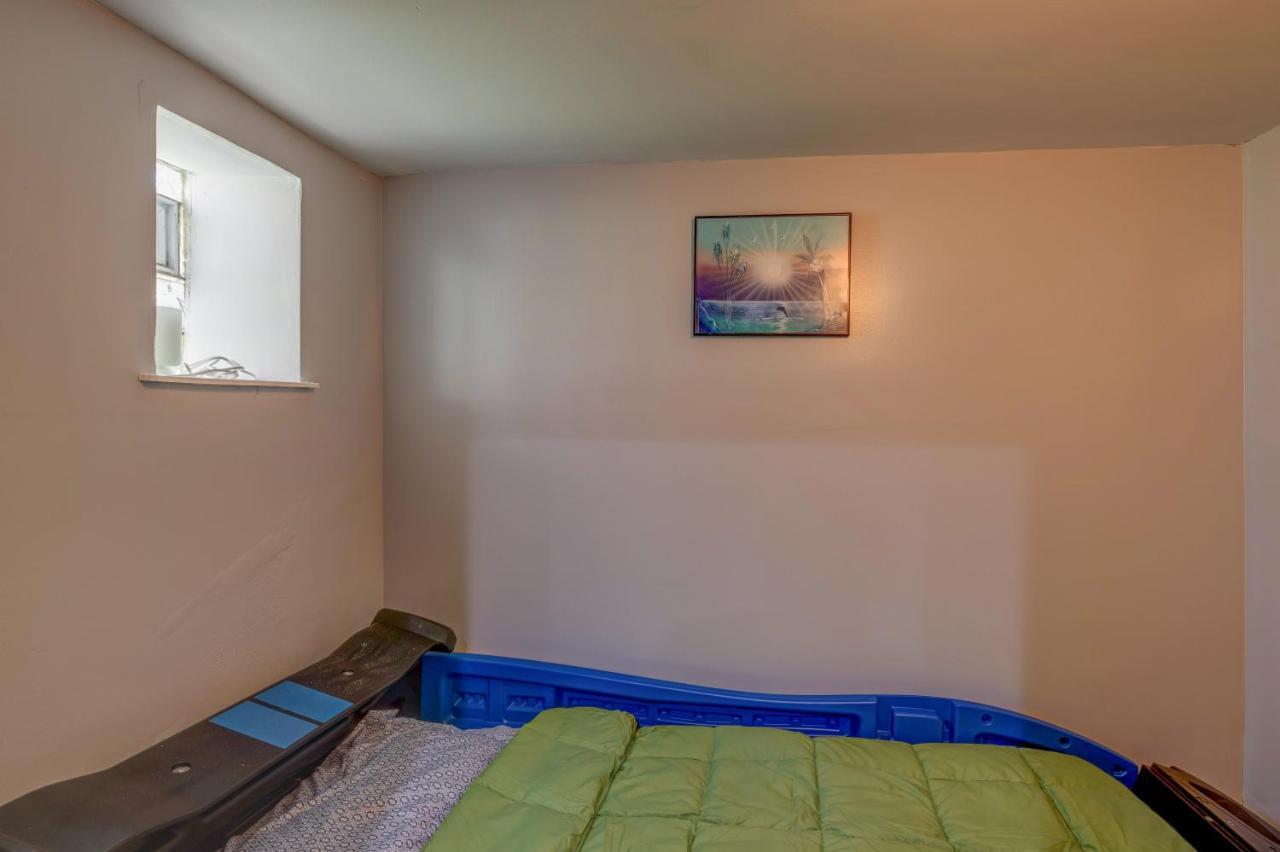 Spacious 5-Br House Near Transit W Parking Chicago Extérieur photo