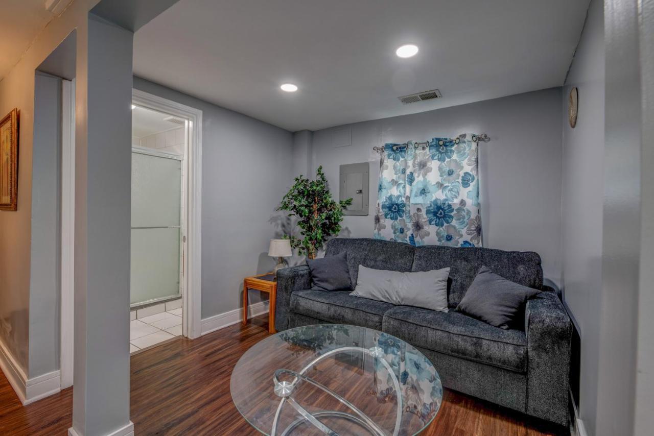 Spacious 5-Br House Near Transit W Parking Chicago Extérieur photo